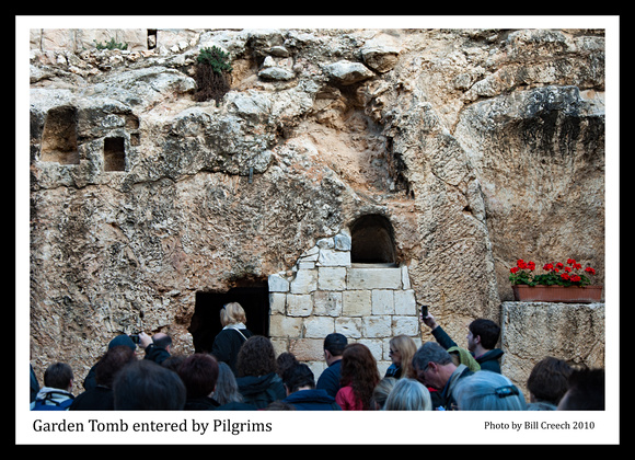 DSC_2181 Garden Tomb entered by Pilgrims