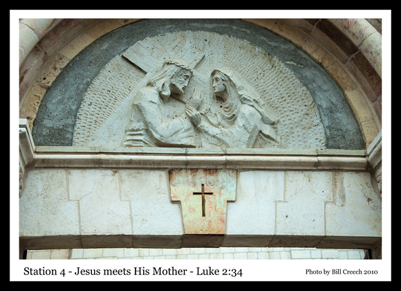 DSC_1980 Station 4 - Jesus meets His Mother - Luke2-34